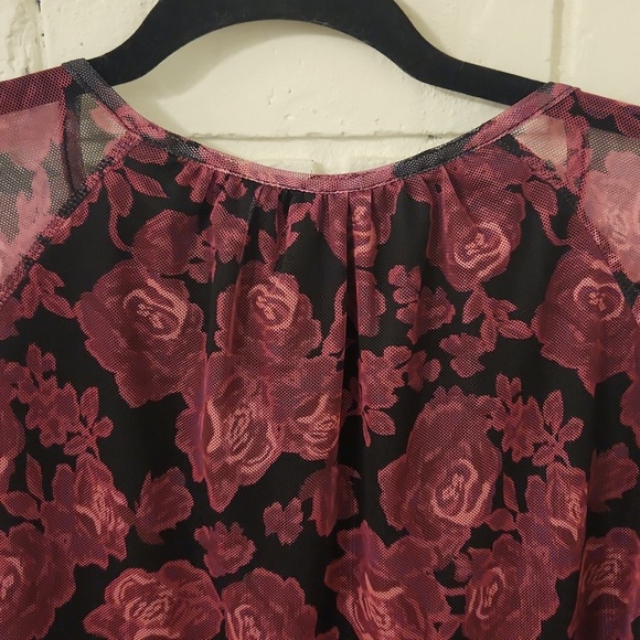 Floral Sheer Women's Top - Pink and Black - Picture 9 of 10
